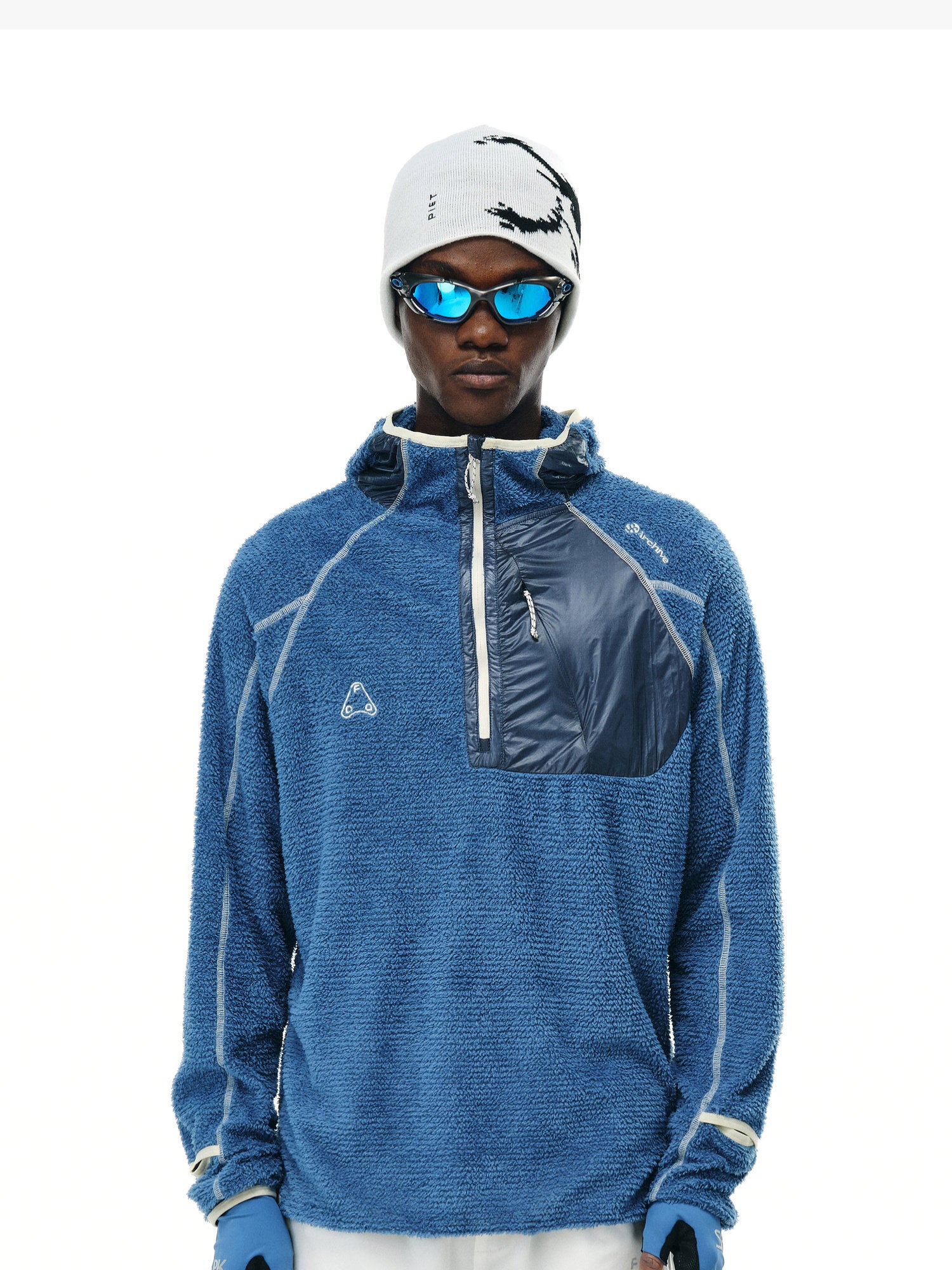Lightweight Outdoor Fleece Hooded Long Sleeve